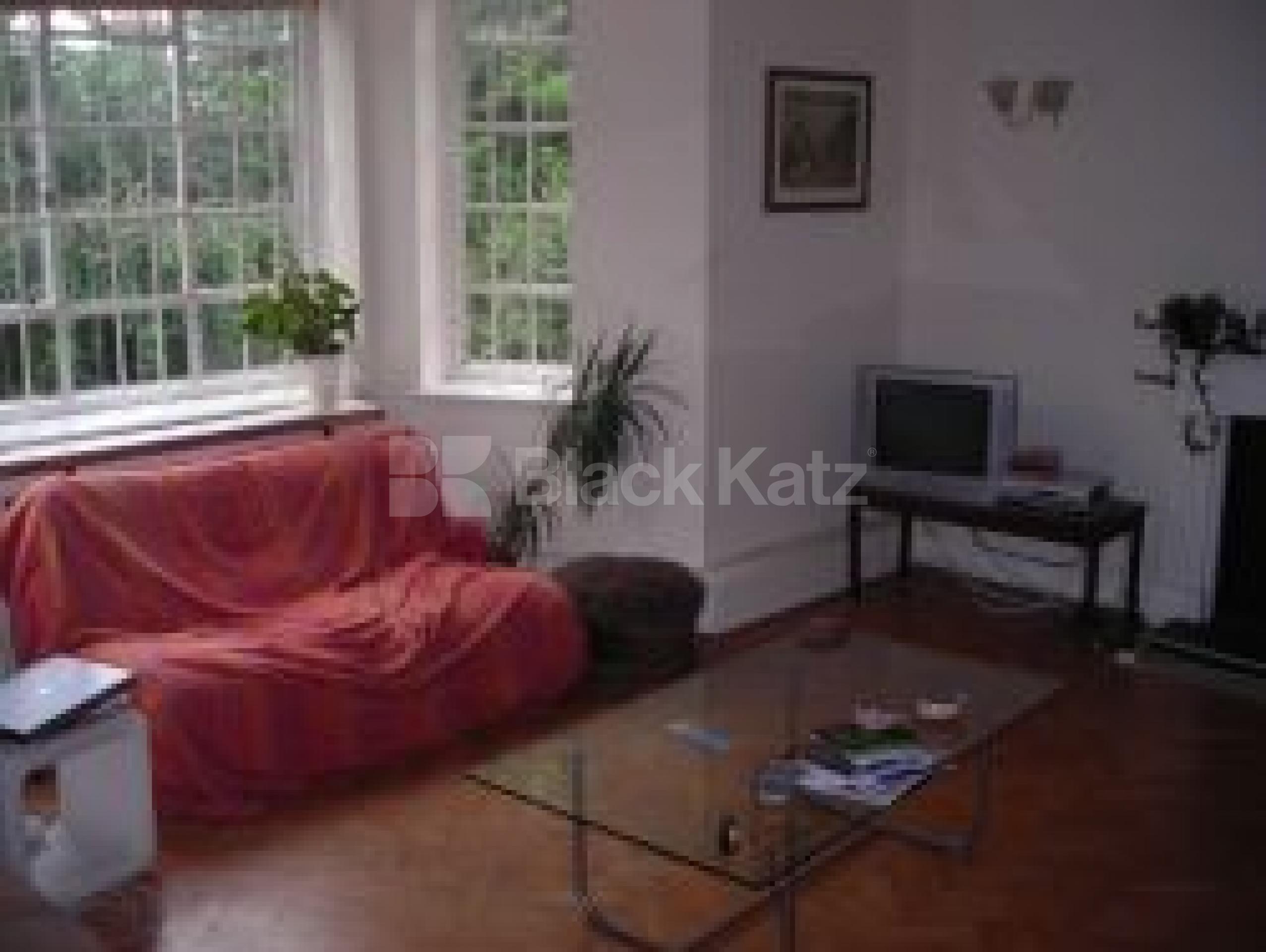 			New Instruction, 3 Bedroom, 1 bath, 1 reception Flat			 Bracknell Gate, Finchley Road nw3